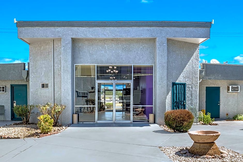 Knights Inn Tucson D.M.A.F Area