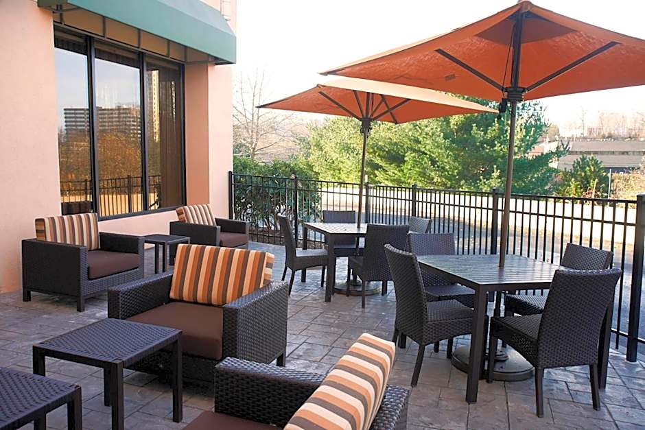 Courtyard by Marriott Shelton