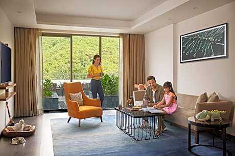 Twin Room with Balcony