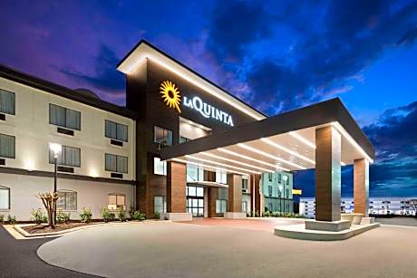 La Quinta Inn & Suites by Wyndham Meridian