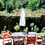 Bed and Breakfast in Hollywood Hills