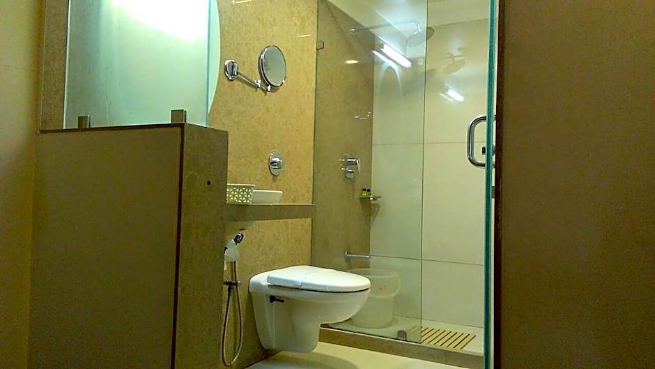 Kells Hotel and Restaurant