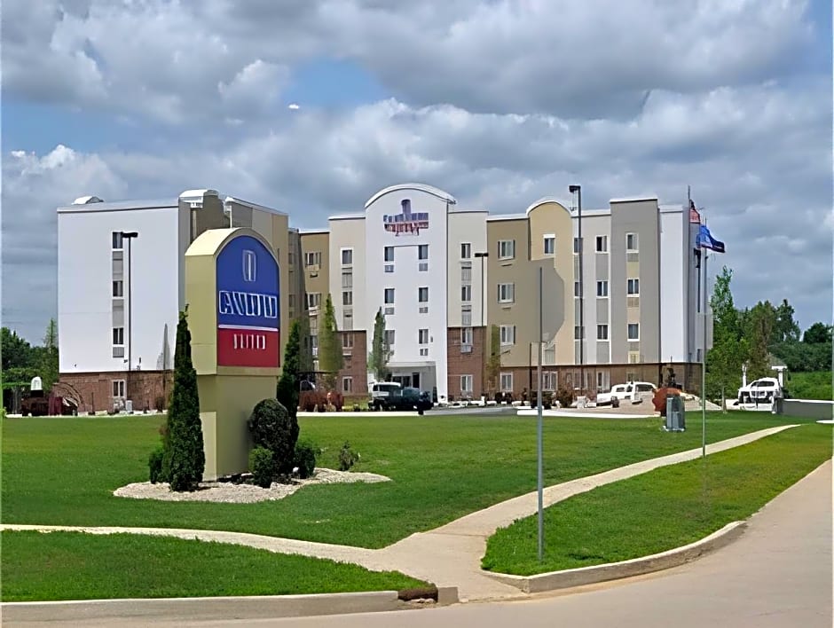 Candlewood Suites Springfield