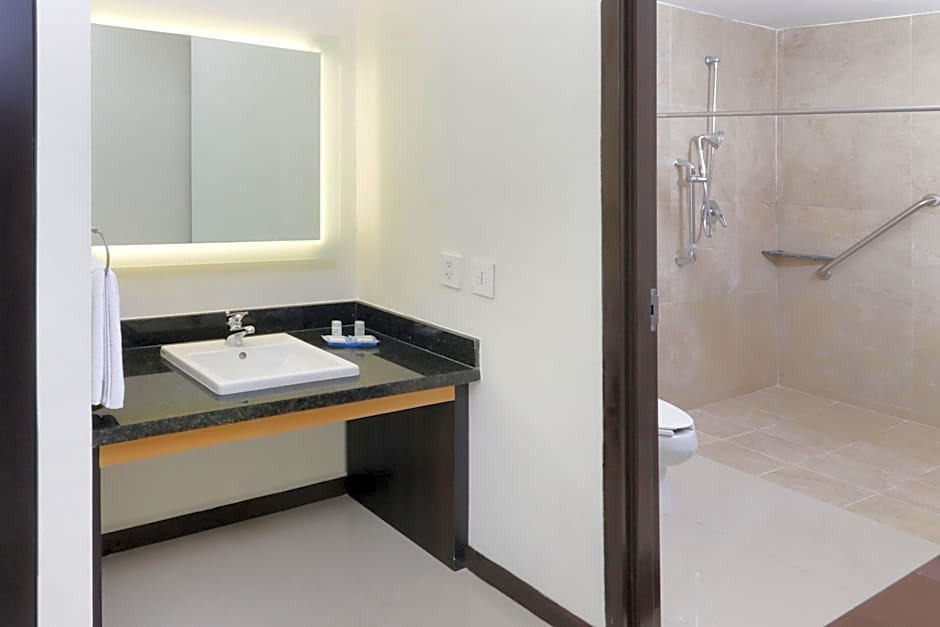 Holiday Inn Express Tuxpan By IHG