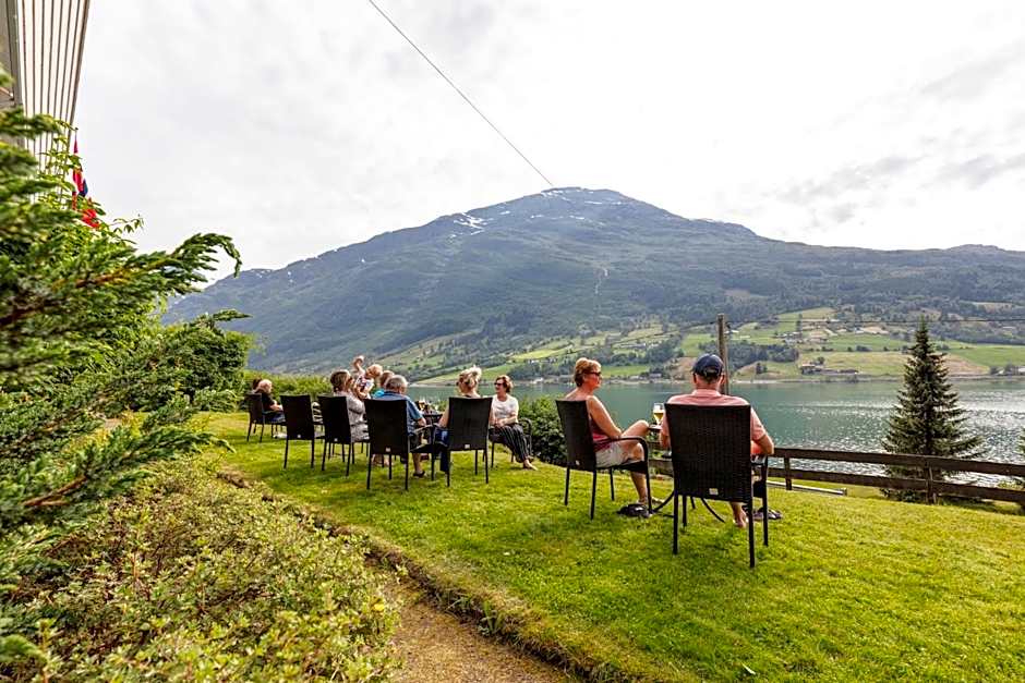 Olden Fjordhotel