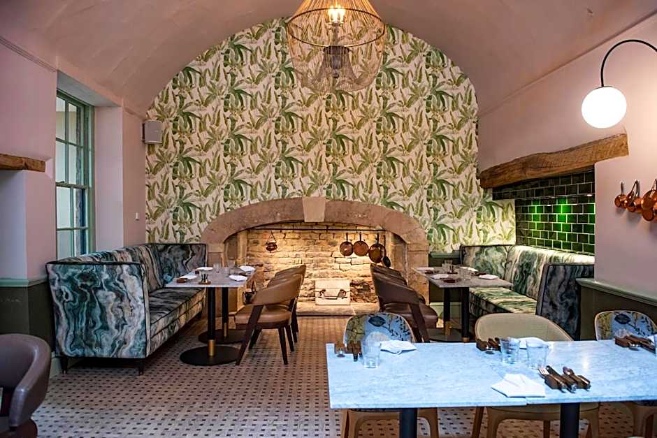 The Haycock Manor Hotel