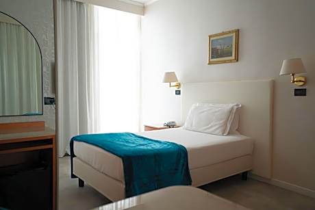 Budget Single Room