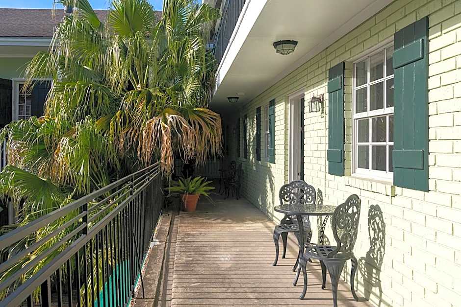 French Quarter Suites Hotel