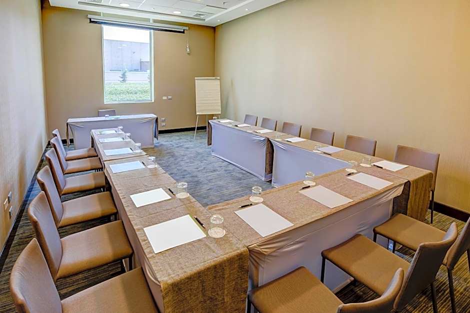 Wyndham Santiago Aeropuerto