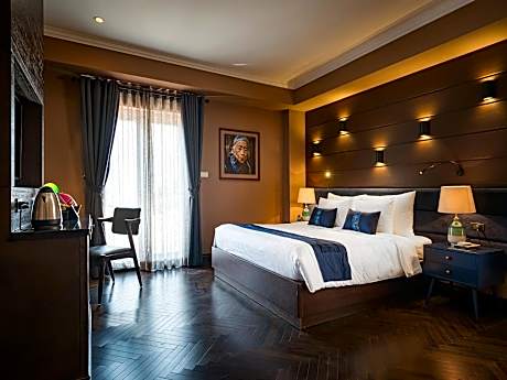 Deluxe Room with Balcony