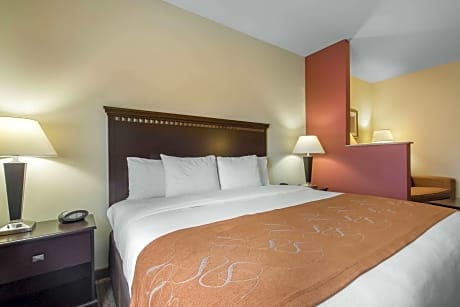 1 King Bed, Efficiency, Suite, Nonsmoking