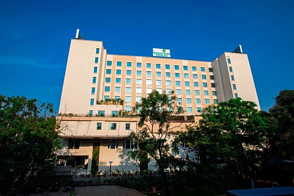 Lemon Tree Premier City Center Pune