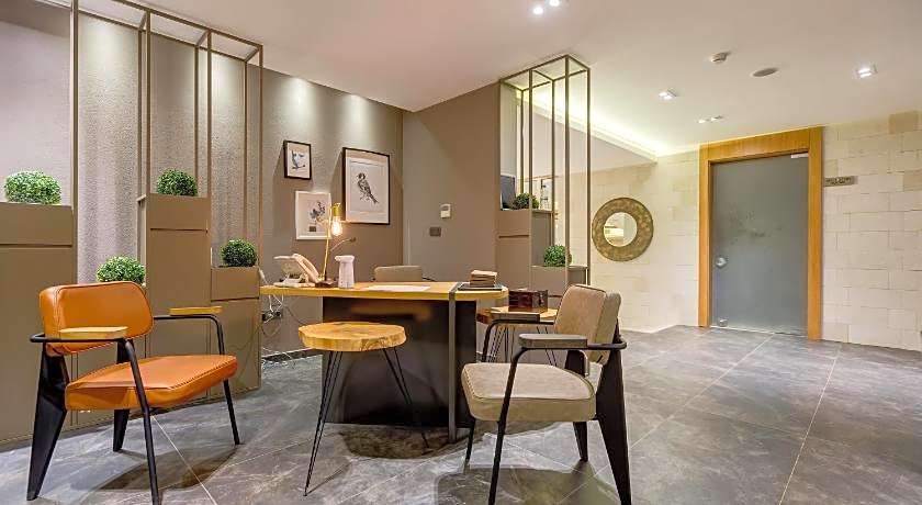 Melanippe Relaxing Hotel
