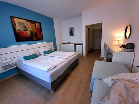 Twin Room with Private Bathroom