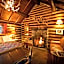 Storm Mountain Lodge & Cabins