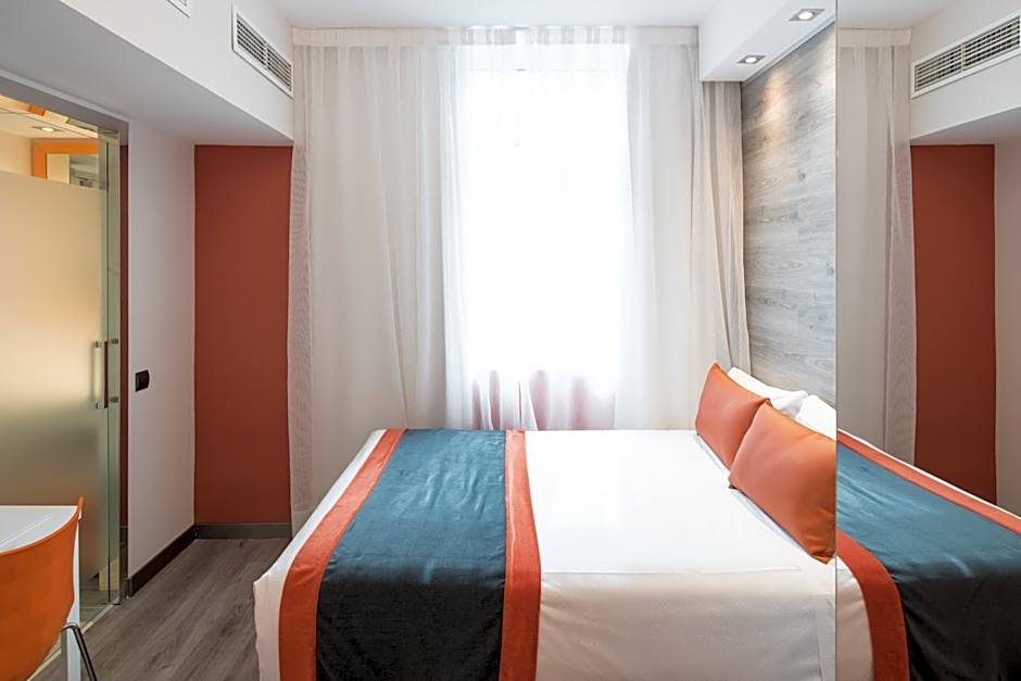Catalonia Mikado Hotel