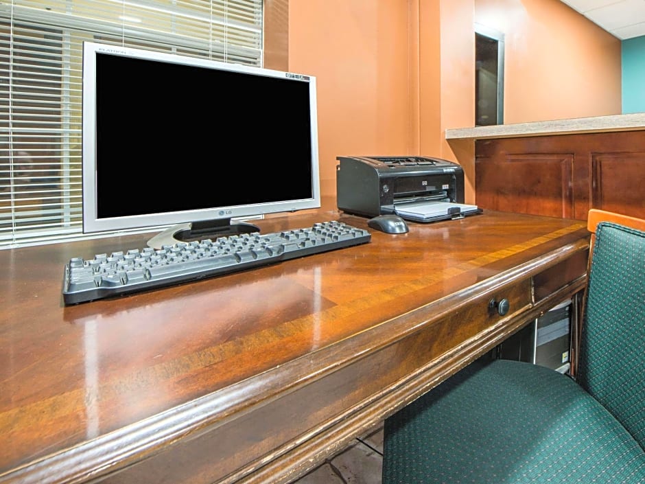 SureStay Plus Hotel by Best Western Tulsa East