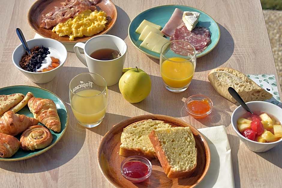 Kyriad La Rochelle City Center