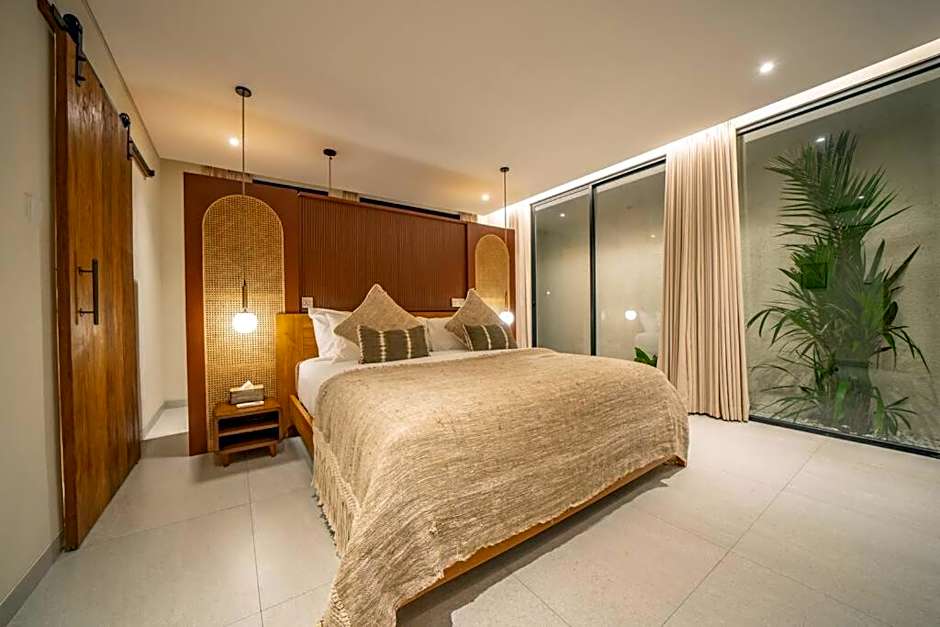 Brandnew tropical 3BR Villa with pool in Seminyak