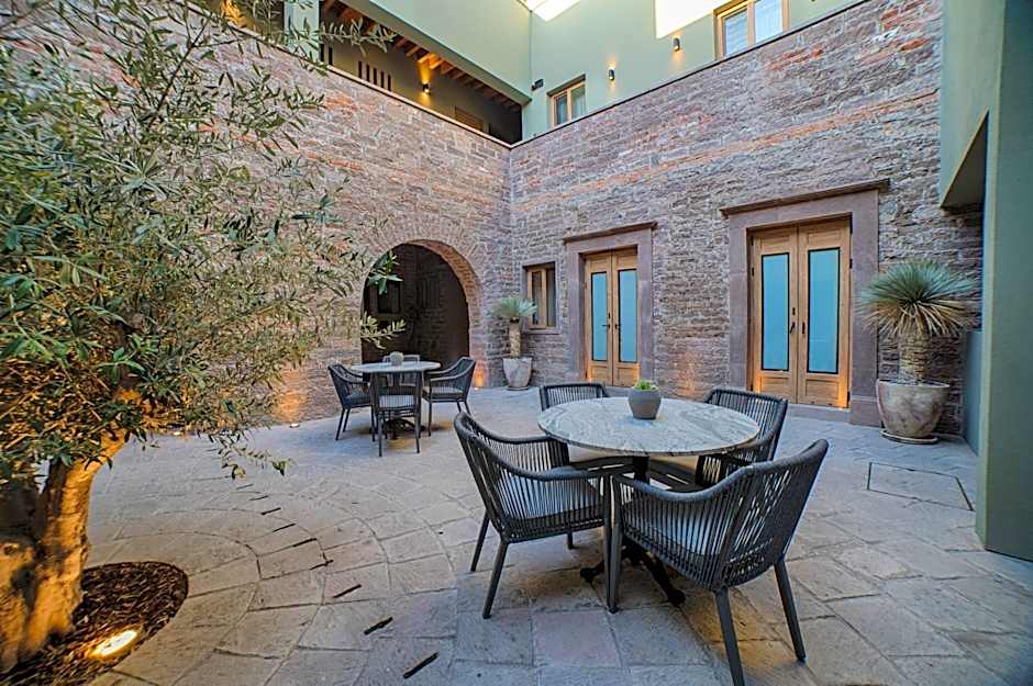 HOTEL CASA ARANZAZU SAN LUIS POTOSI