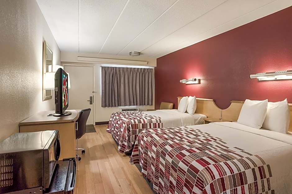 Red Roof Inn - Philadelphia Trevose