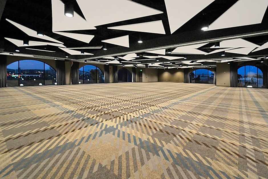 Renaissance Reno Downtown Hotel & Spa