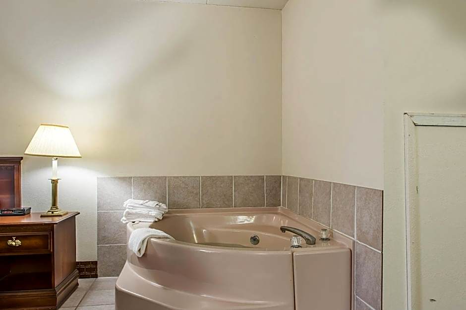 Rodeway Inn Brookville