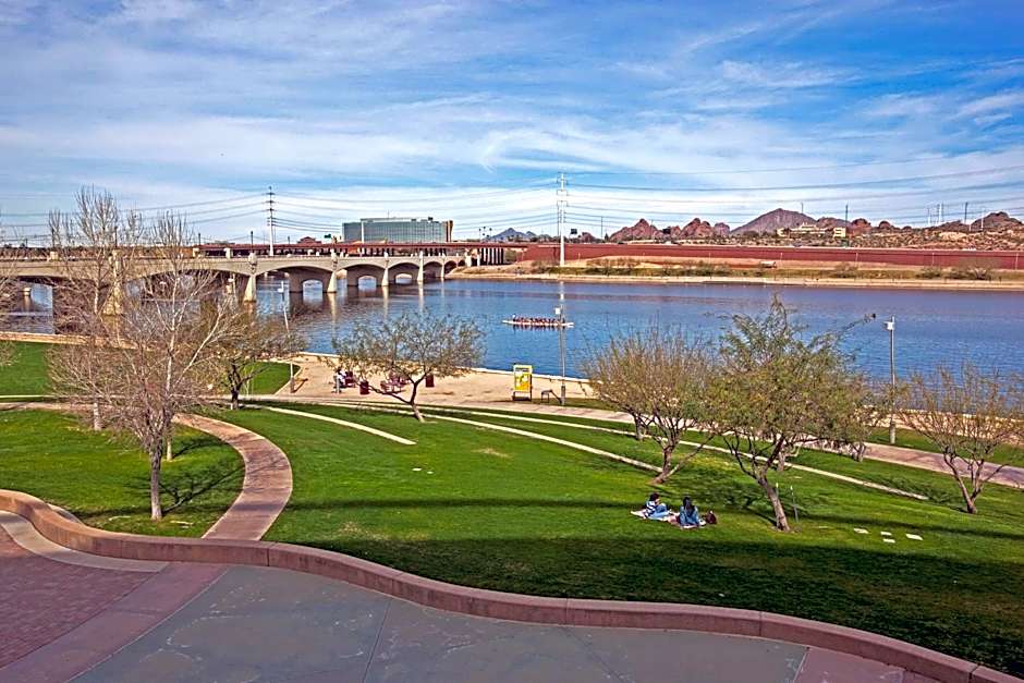 Hyatt Place Tempe Phoenix Airport