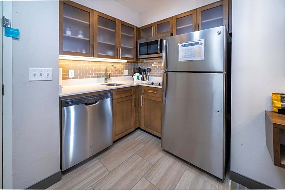 Staybridge Suites Summerville By IHG