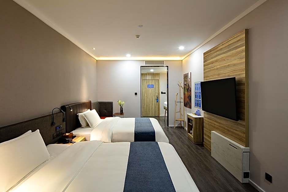 Hanting Premium Hotel Guilin Zhengyang Pedestrian Street
