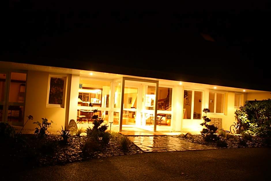 Logis Latitude Ouest Hôtel Restaurant & Spa