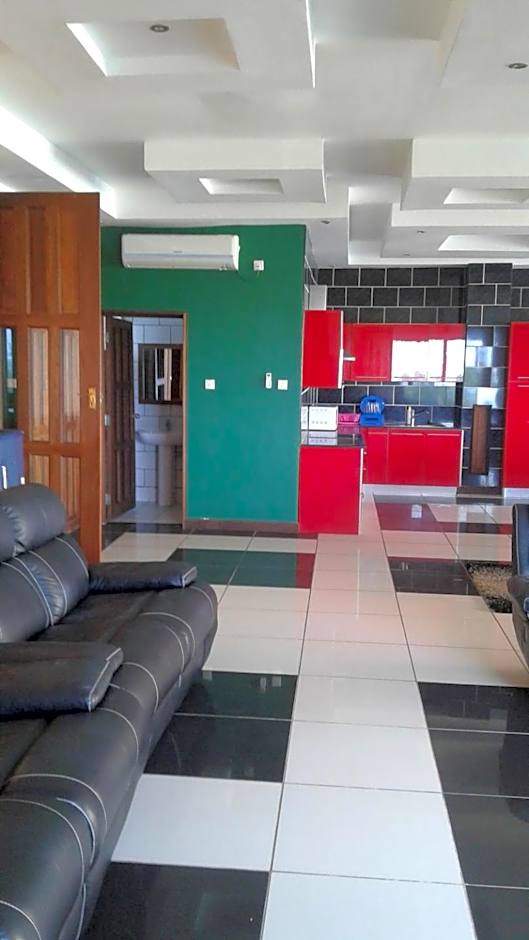 Cowrie Shell Beach Apartments Official