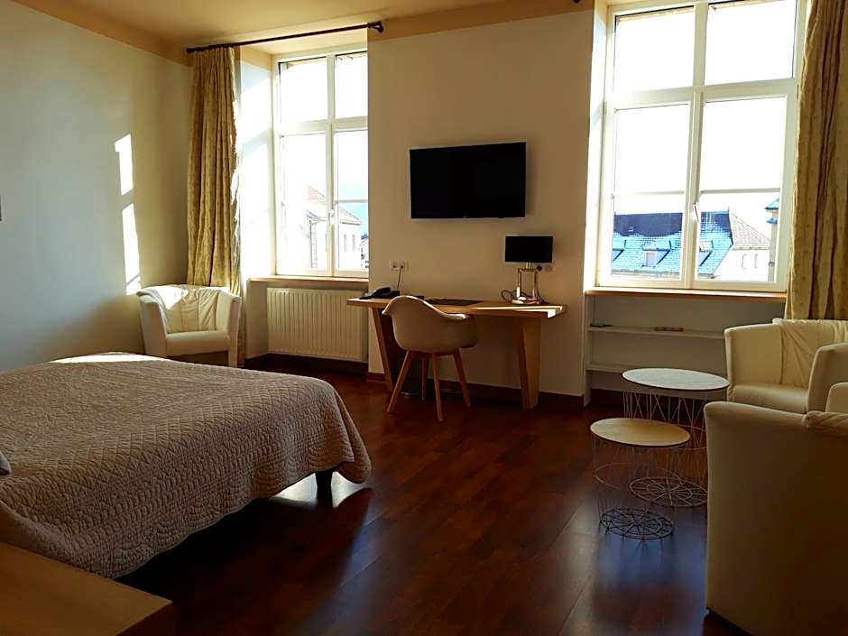 HOTEL LA GUIMBARDE