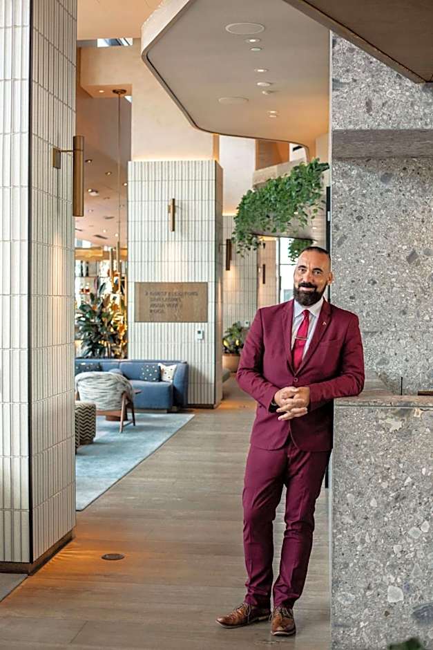 Conrad Los Angeles