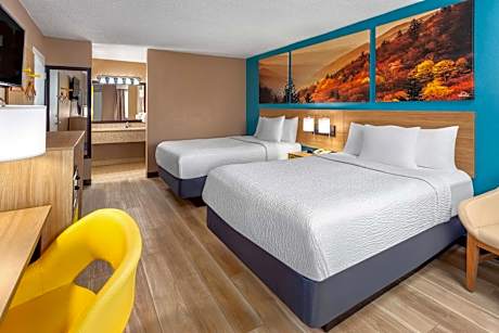 2 Double Beds Non-Smoking
