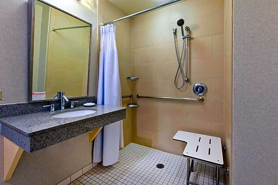 Crowne Plaza Columbus North - Worthington By IHG