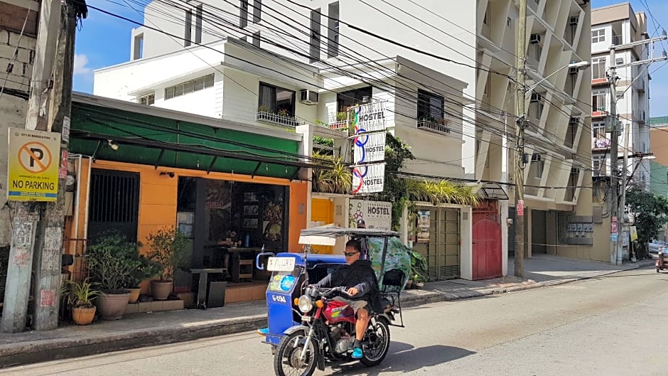 CROSSROADS HOSTEL MANILA