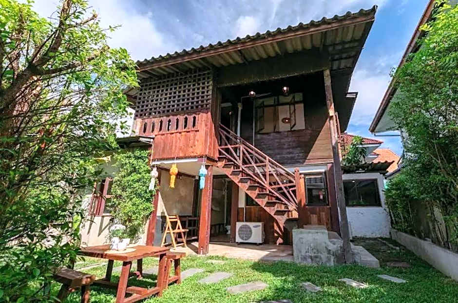 Nearthepark Backpack Hostel 2