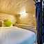 SPOT ON 90394 Jom Hotel