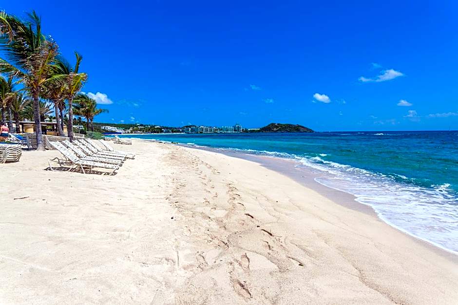 Princess Heights Luxury Condo Hotel