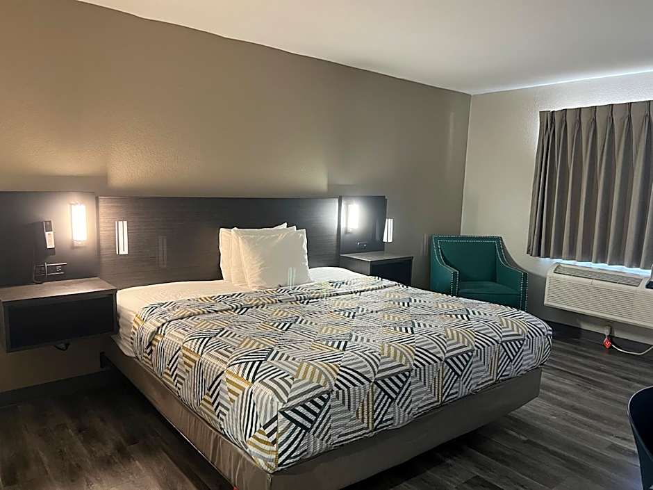 Motel 6 Tulsa, OK Airport