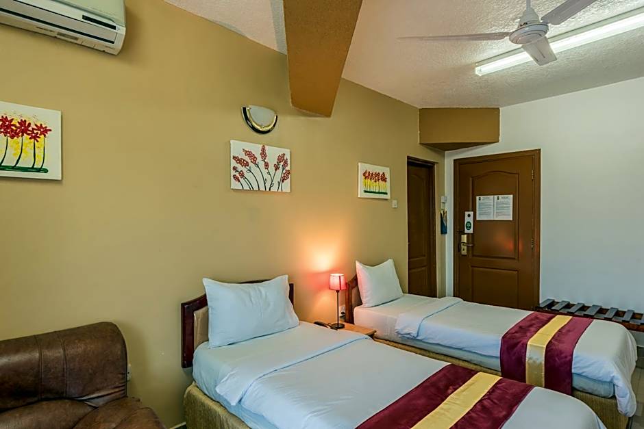 Hotel Raha Tower