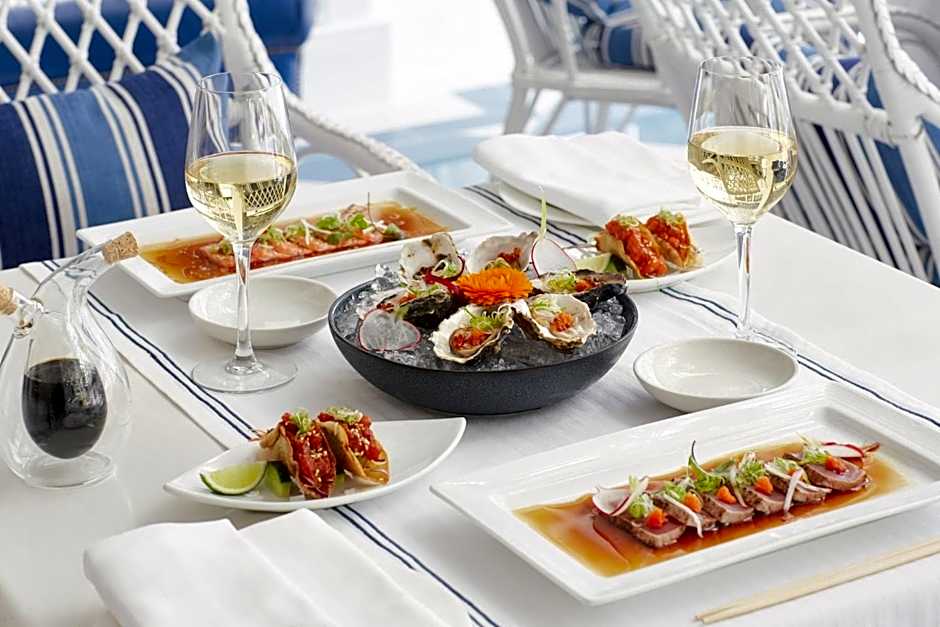 Twelve Apostles Hotel & Spa