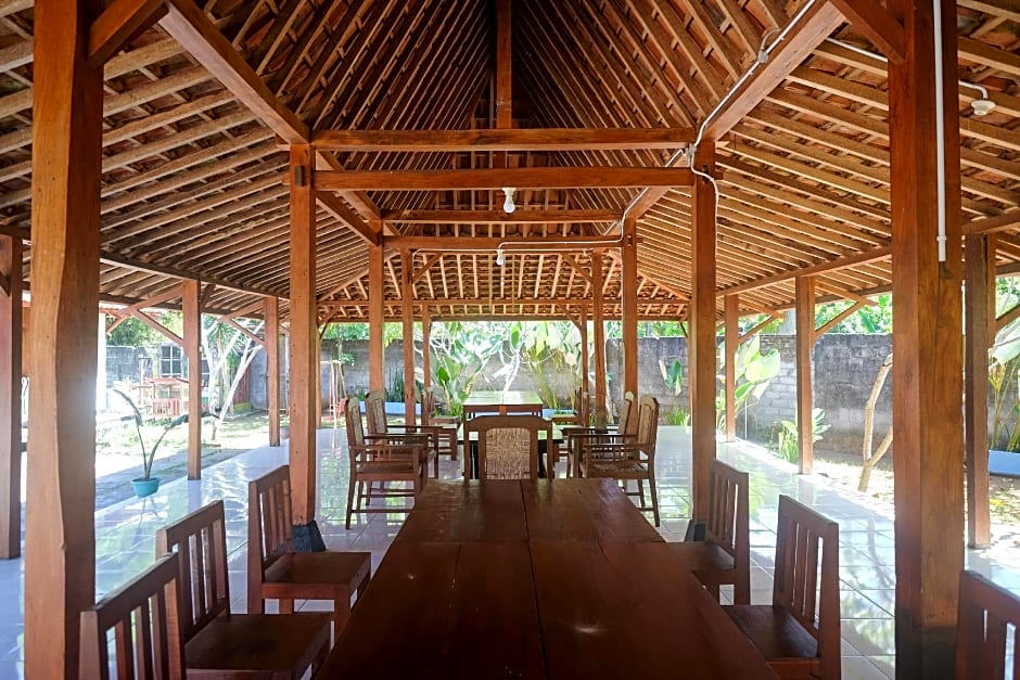 RedDoorz Syariah near Alun Alun Wonosari