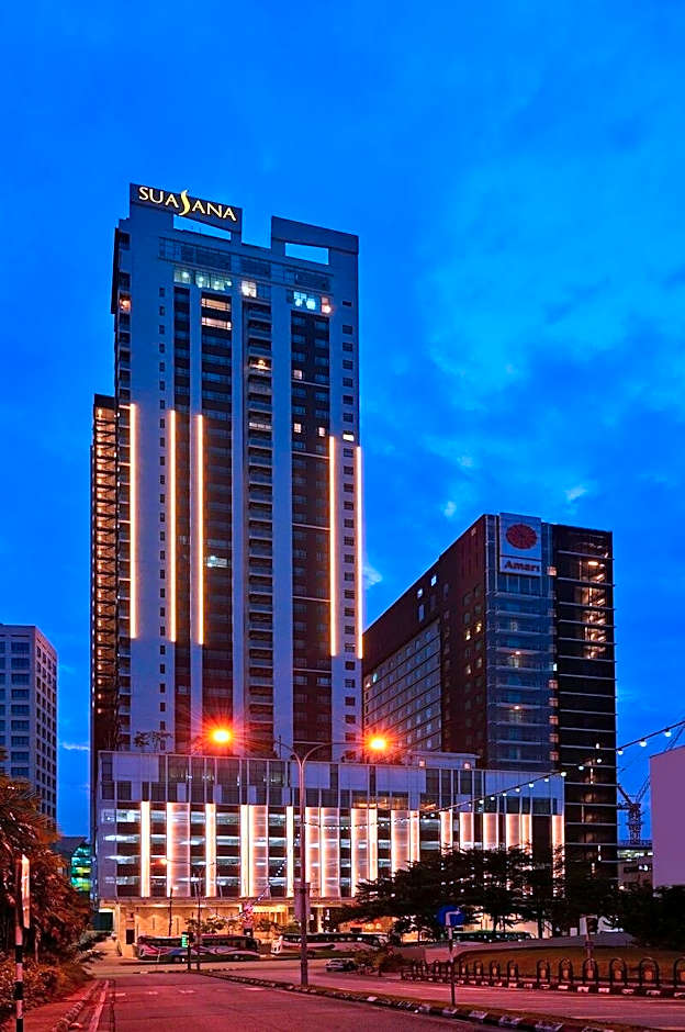 Photo 1 of 47 of Suasana Nana Suites