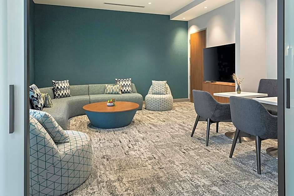 Courtyard by Marriott St Paul Downtown