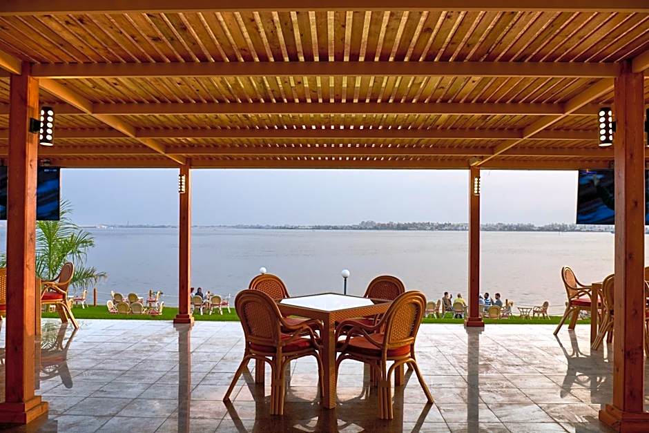 Mercure Ismailia Forsan Island