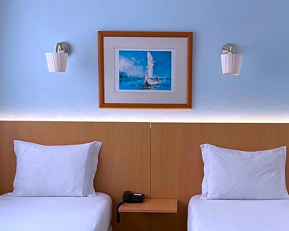 Hotel Santiago Vagos