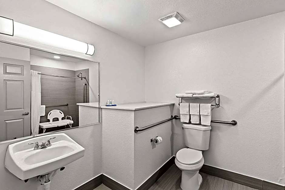 Quality Inn Bastrop