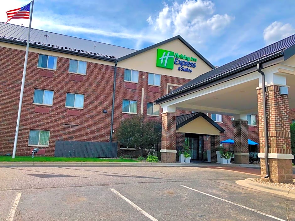Holiday Inn Express Hotel & Suites St. Paul - Woodbury, an IHG Hotel